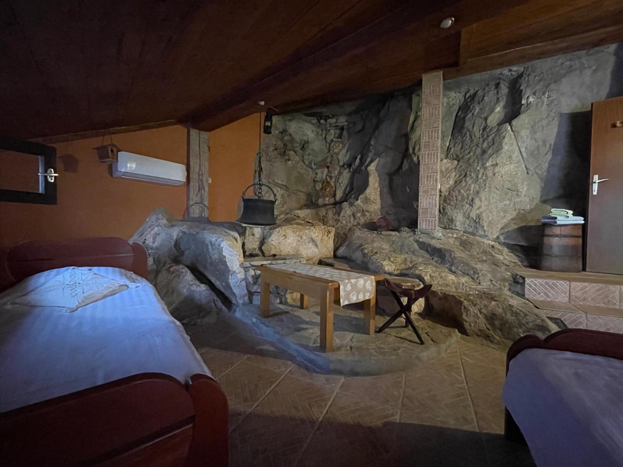 Cave Apartment Вірпазар Екстер'єр фото